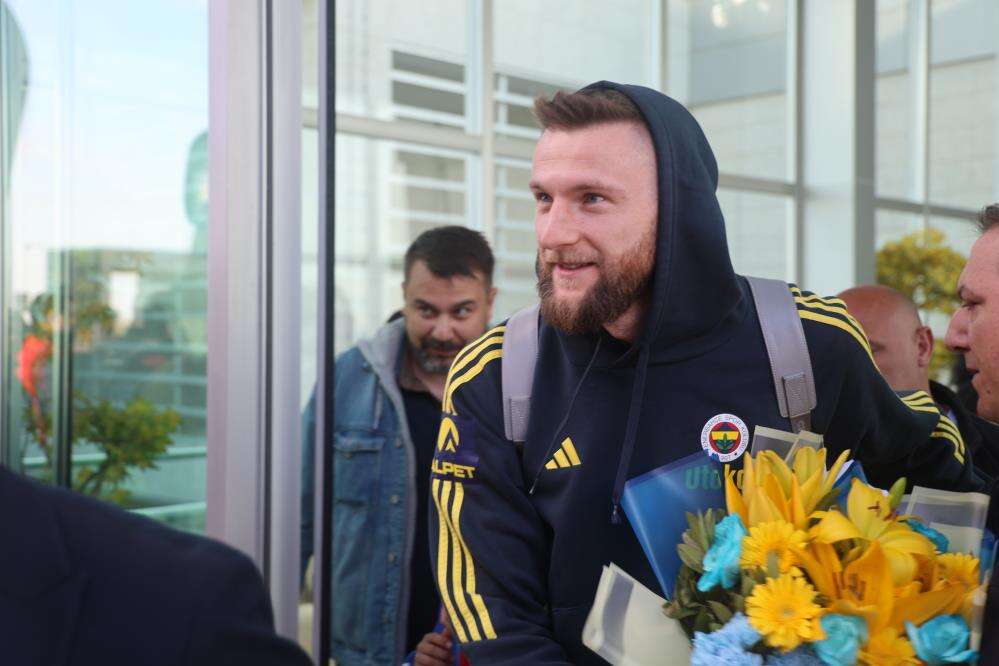 Fenerbahçe kafilesi Konya’da böyle karşılandı 8